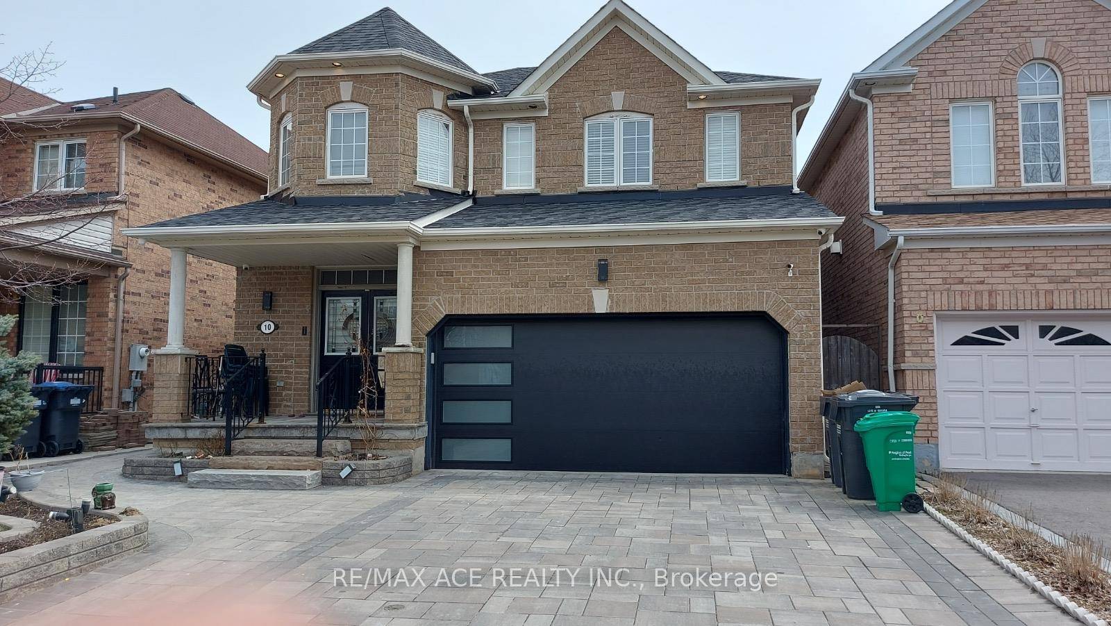 LEGAL BASEMENT APARTMENT FOR RENT IN PRIME LOCATION BRAMPTON.