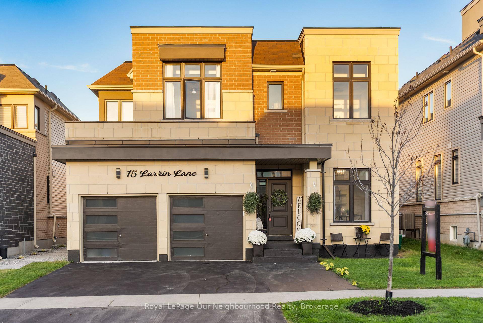 Discover the perfect blend of refinement and relaxation along the breathtaking north shore of Lake Ontario.