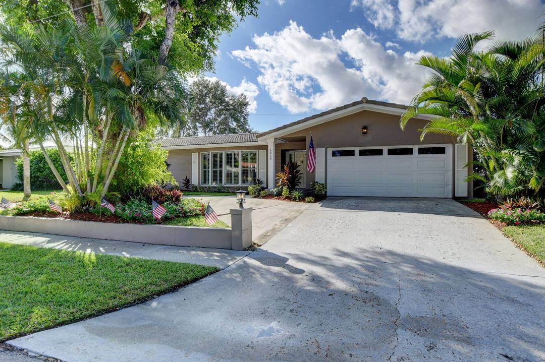 Look no further your perfect Florida home is here !
