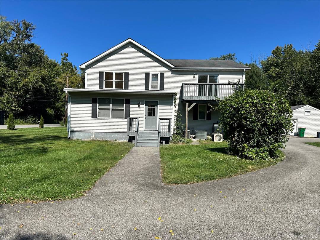 HEAT, HOT WATER, LAWN CARE AND IN UNIT LAUNDRY INCLUDED !