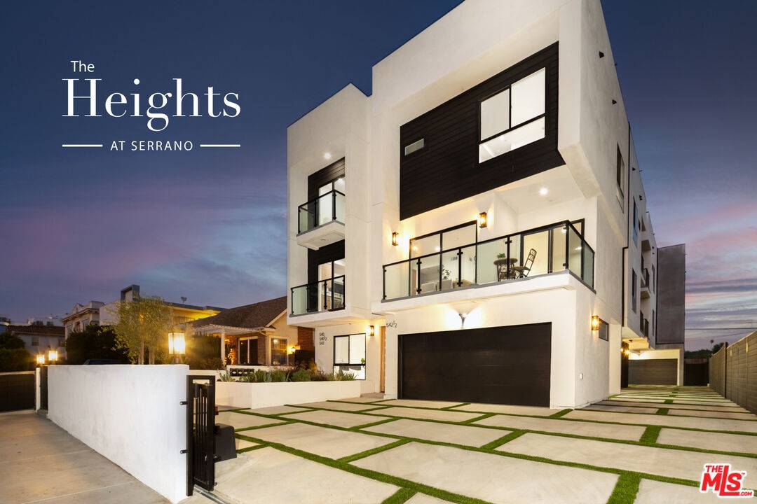 540  N Serrano Ave 4BR Mid Wilshire La