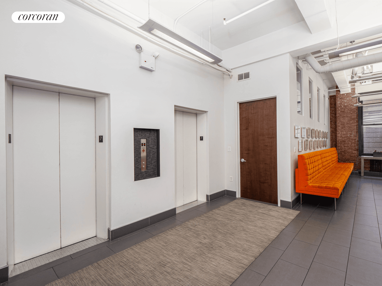 131 West 35th Street is a well furnished, turnkey medical office strategically positioned between 7th Avenue and Broadway in Midtown South near Penn Station.