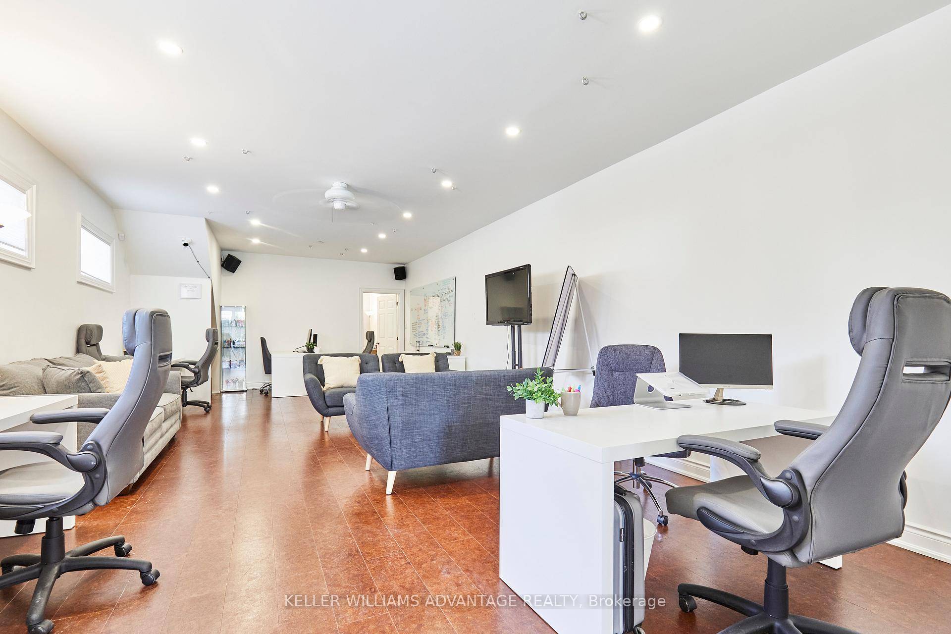 Exceptional investment opportunity with this detached live work space on Davisville Ave just steps from Bayview.