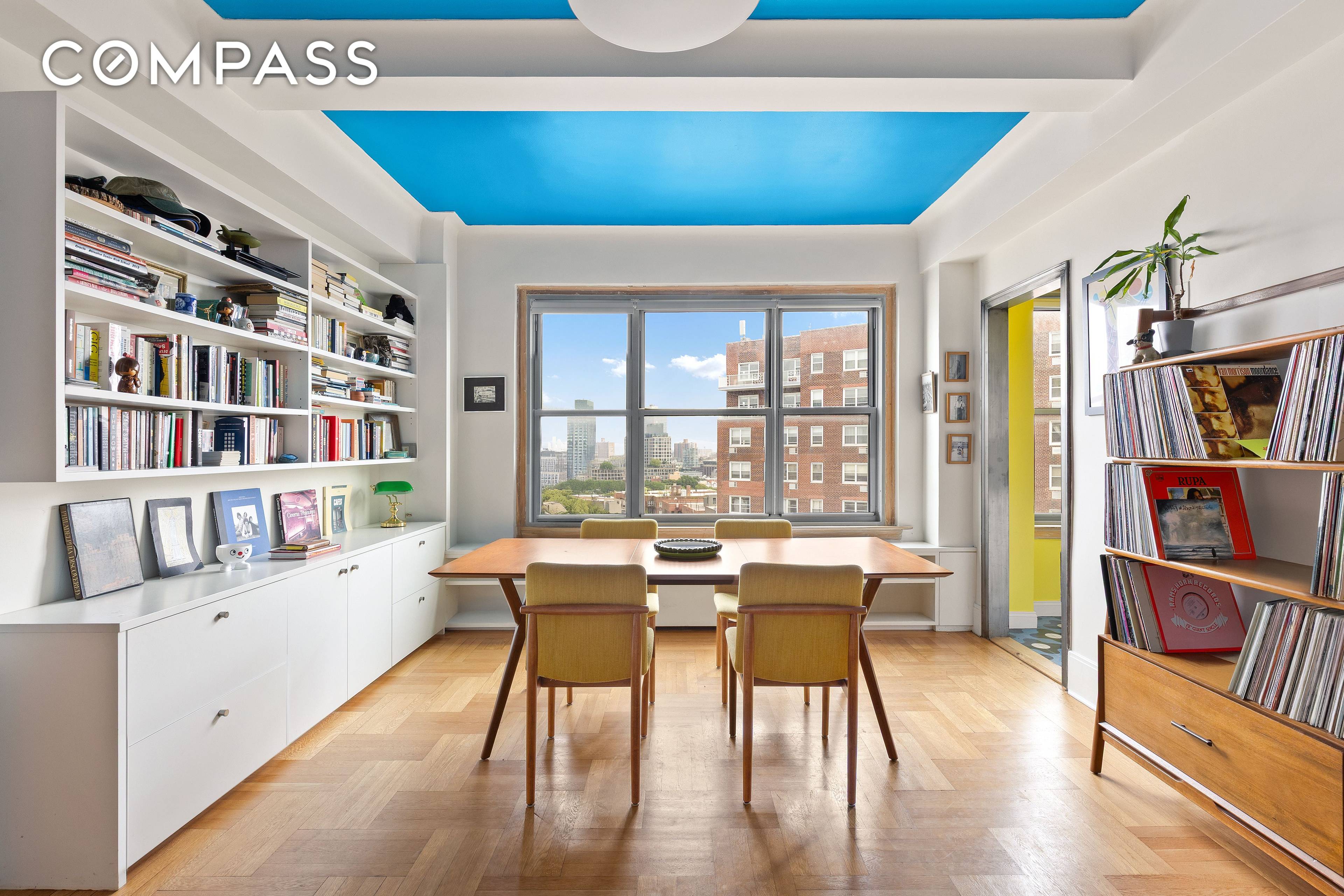 Located in the heart of vibrant Park Slope, this dreamy, prewar one bedroom, one bath offers a perfect layout, amazing natural light and breathtaking views of the Manhattan skyline !