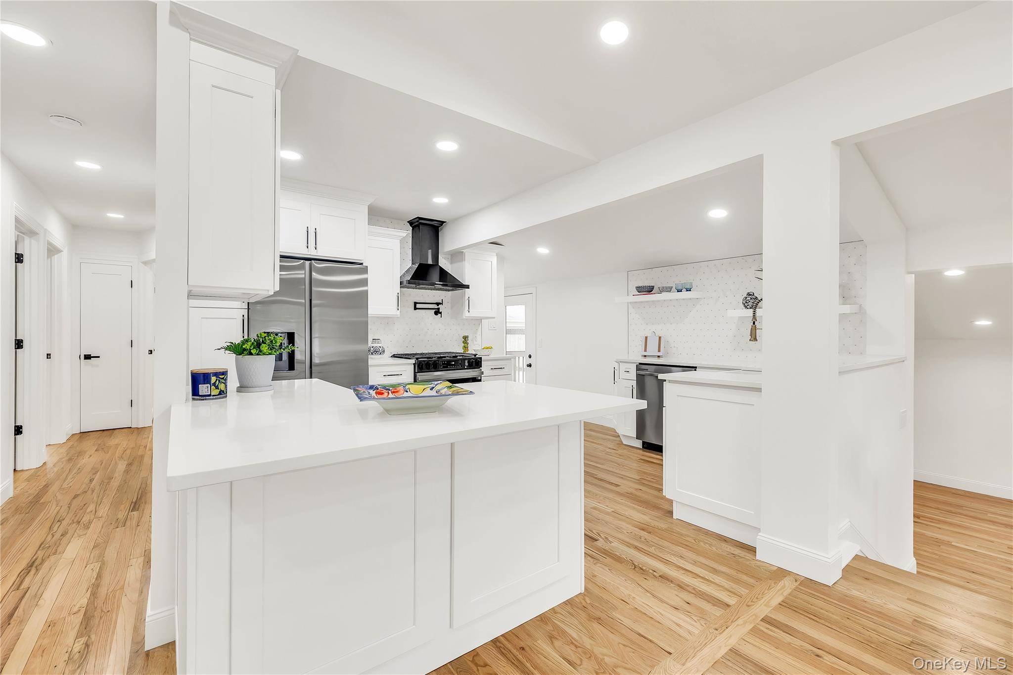 Totally renovated ranch !