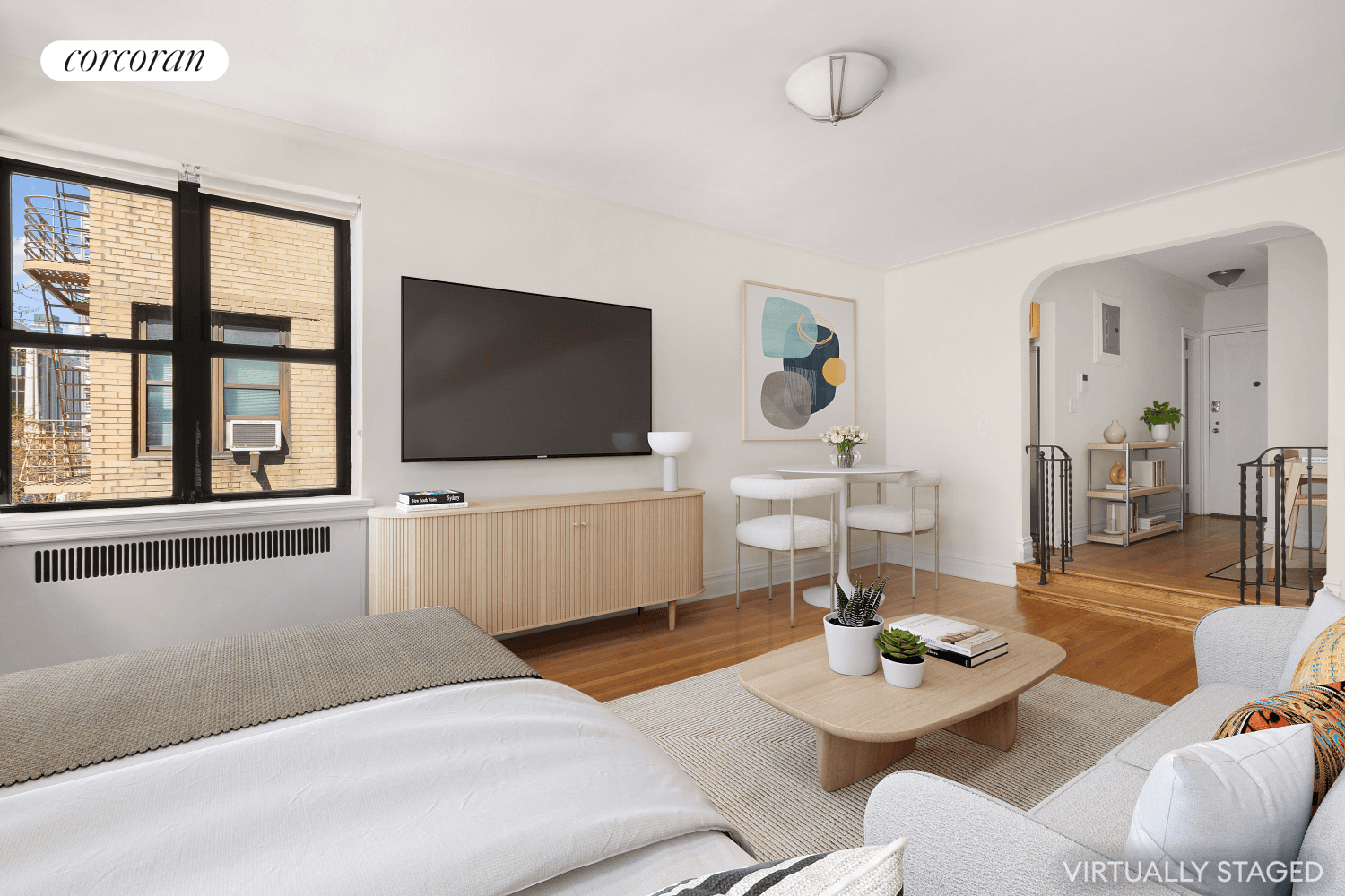 Charming studio between Central Park West and Columbus Avenue.