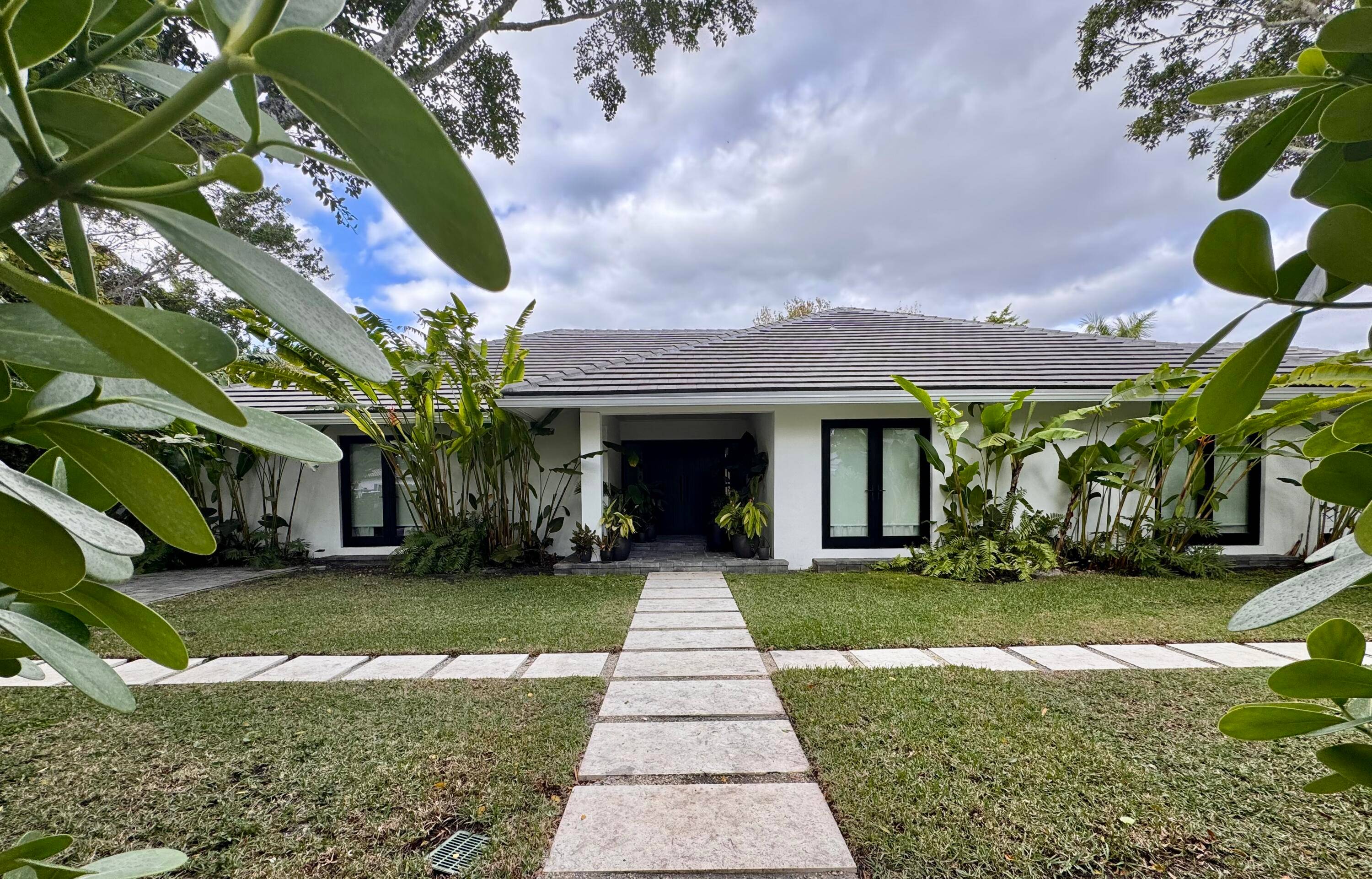 Behind the hedgerow you will find this stunning 6 bedroom, 6.