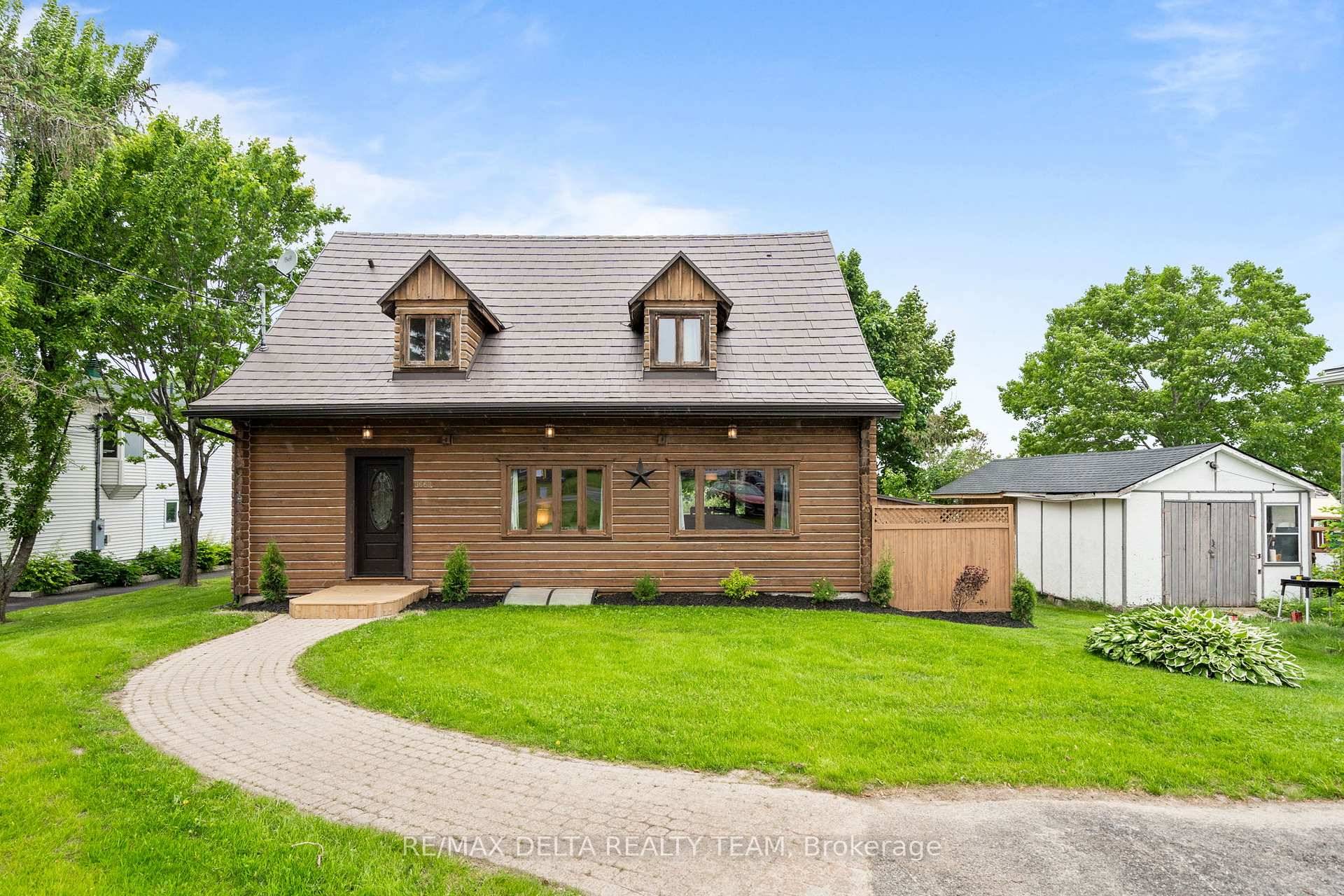 This is a rare chance to own a stunning custom log home with 84 feet of private waterfront on the beautiful Ottawa River.