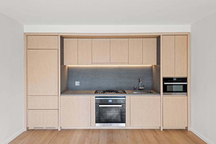 Step into 565 Broome Street the first residential building in NYC designed by world renowned architect Renzo Piano best known for designing The Whitney in NYC, Centre Pompidou in Paris, ...