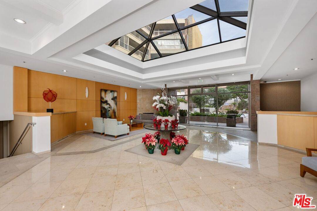 515 Ocean Ave 2BR Santa Monica La