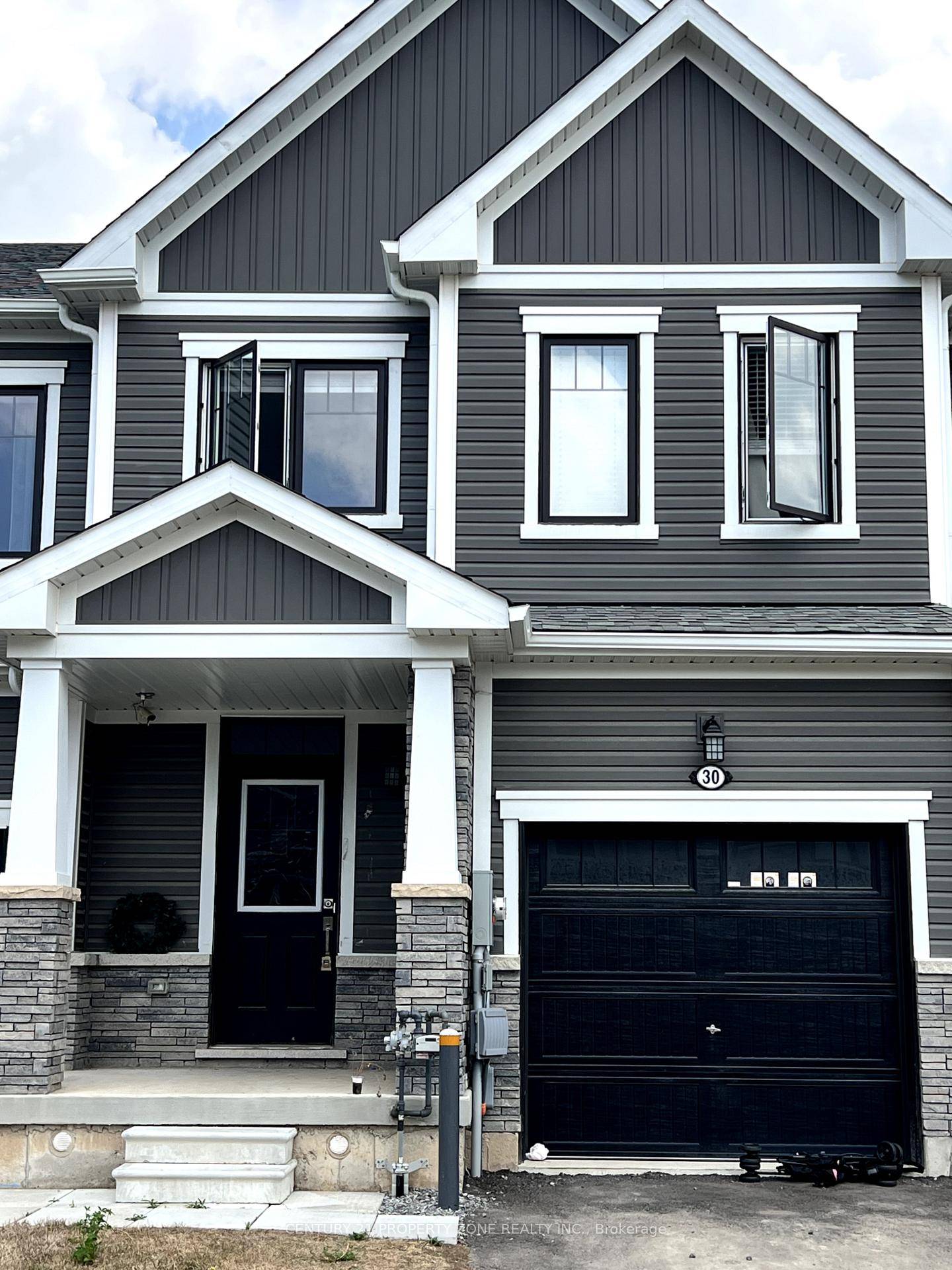 Welcome to this well maintained 2 storey freehold townhome in the inviting Empire Legacy Community.
