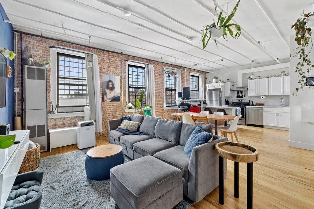 Welcome To 141 Spencer Street !