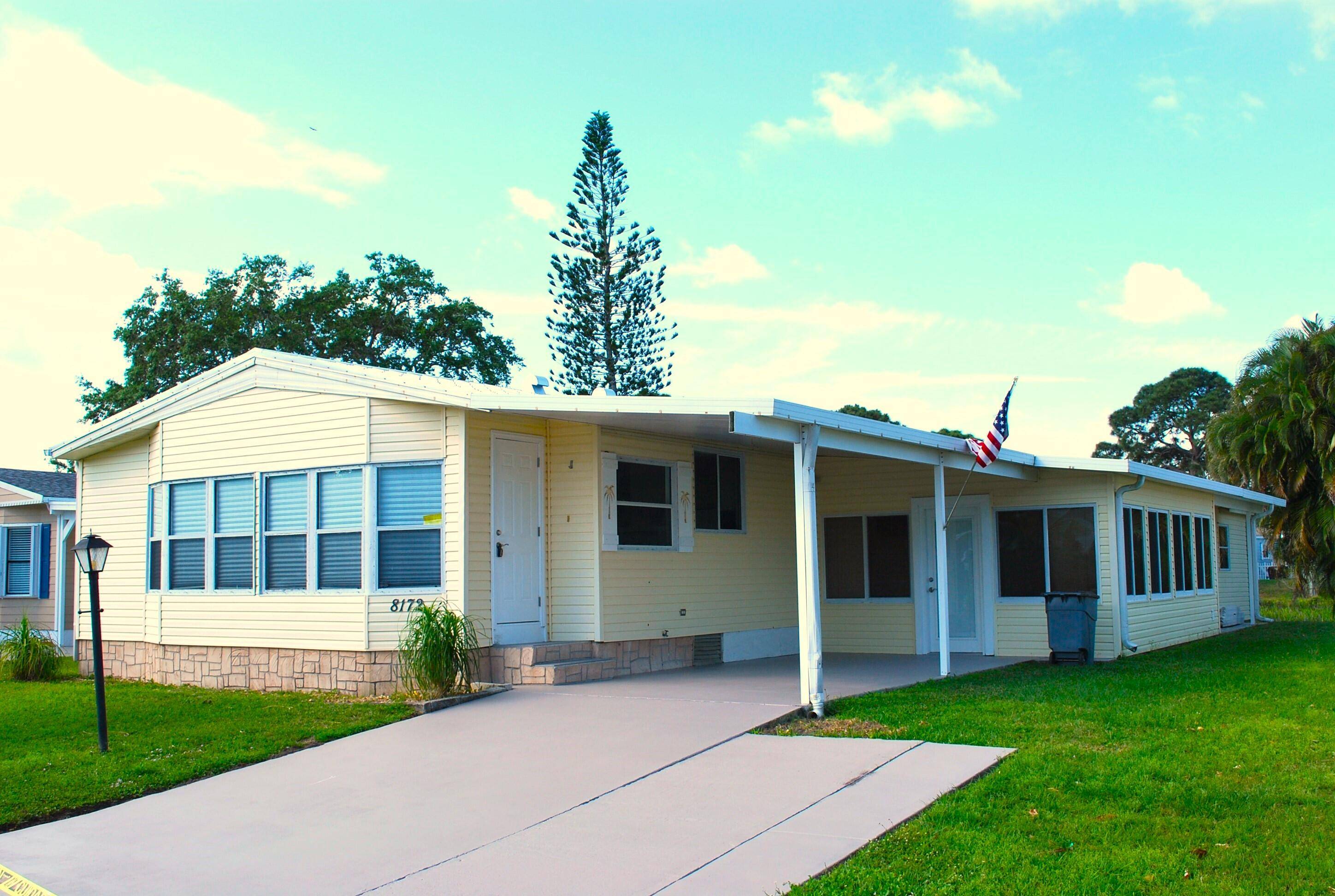 PRICE REDUCED ! Savanna Club !
