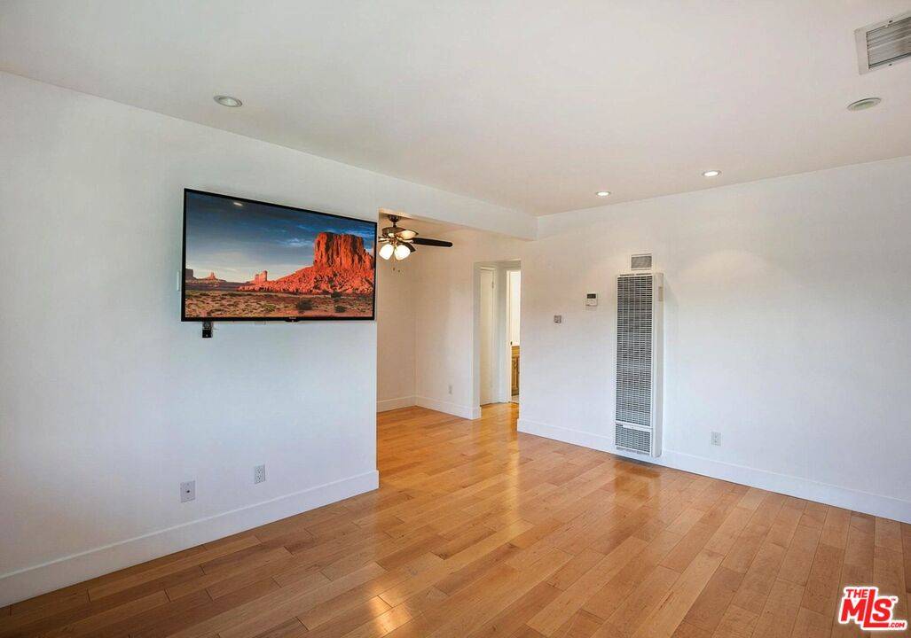 119   Paloma Ave 1BR Marina Del Rey La
