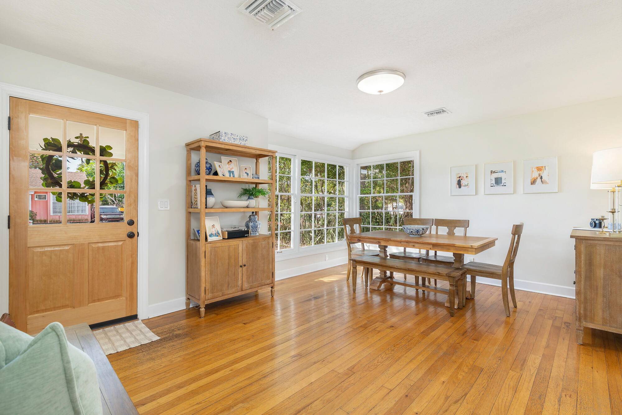 Old Florida charm abounds at this 1940s Key West cottage that is available for lease this upcoming season.