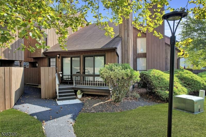 YOUR STYLISH SANTUARY The moment you step inside, you'll feel the difference.