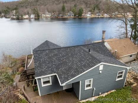 Just in time for summer, this beautifully remodeled year round waterfront home offers stunning views of Hamilton Reservoir, a fully recreational lake.