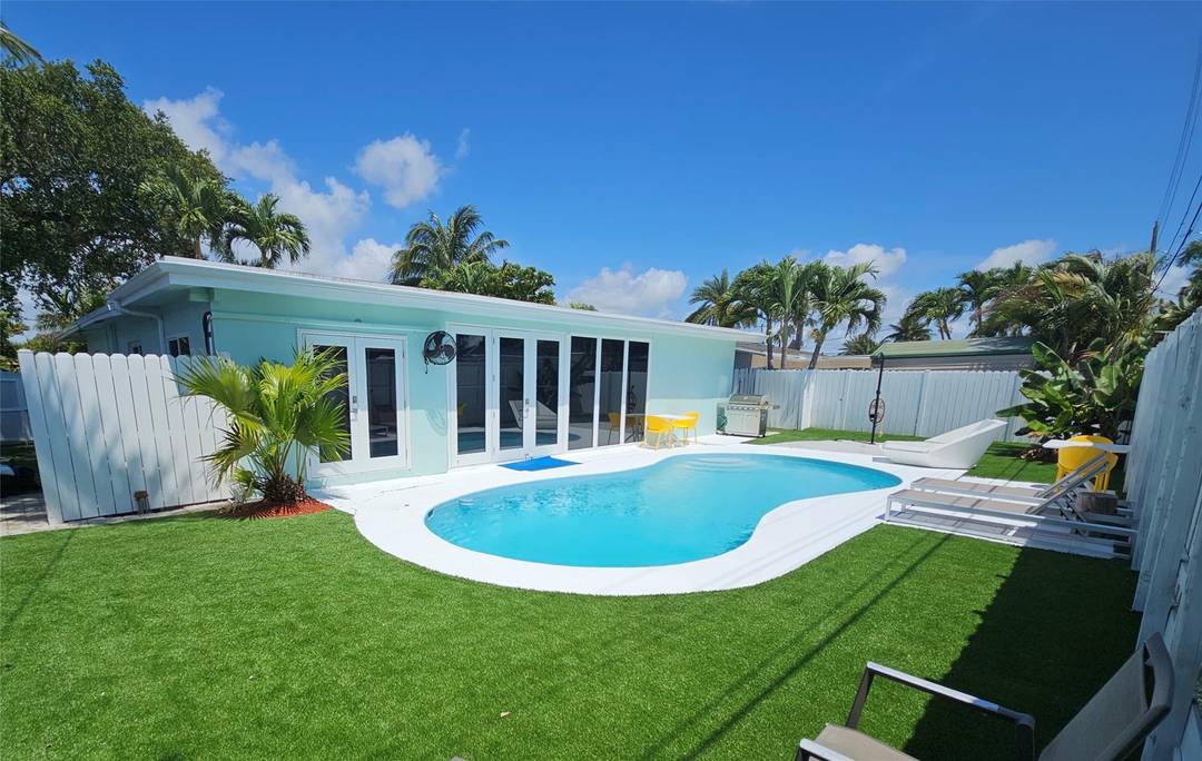 Experience resort style living in this impeccably designed 3 2 smart estate !