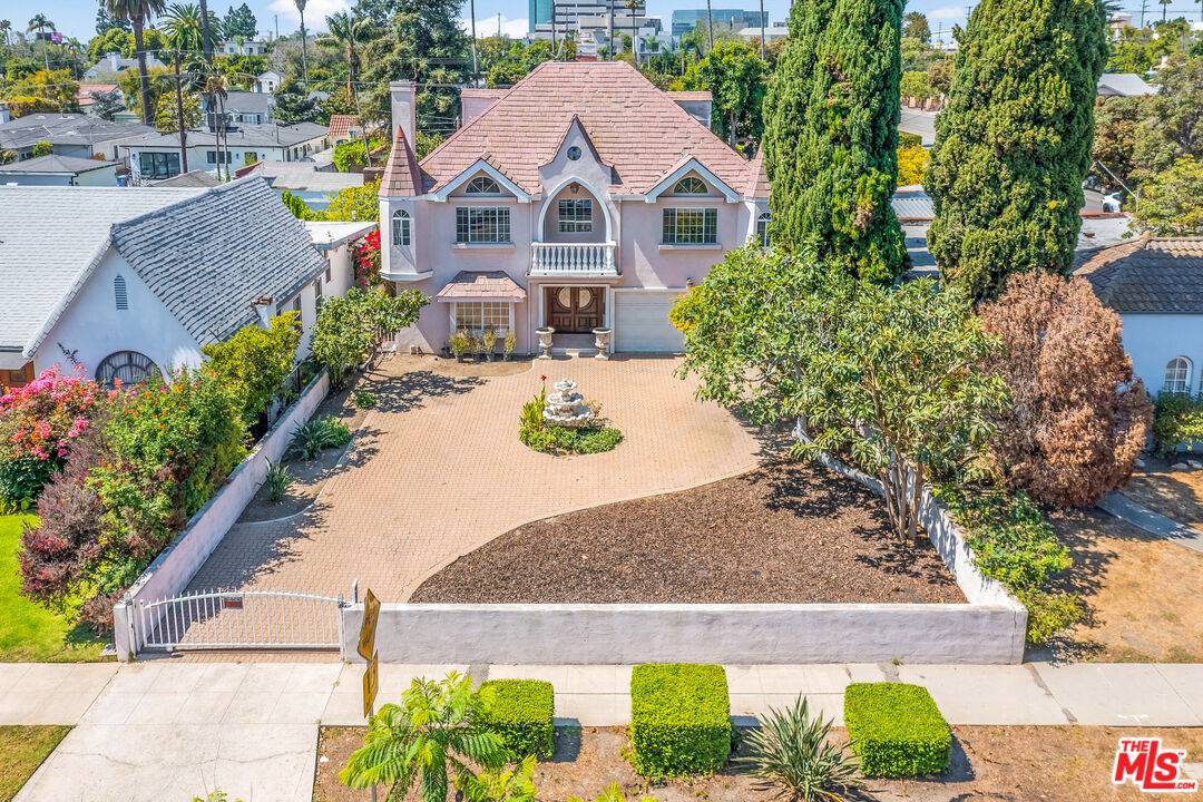 2207   Veteran Ave 5BR La