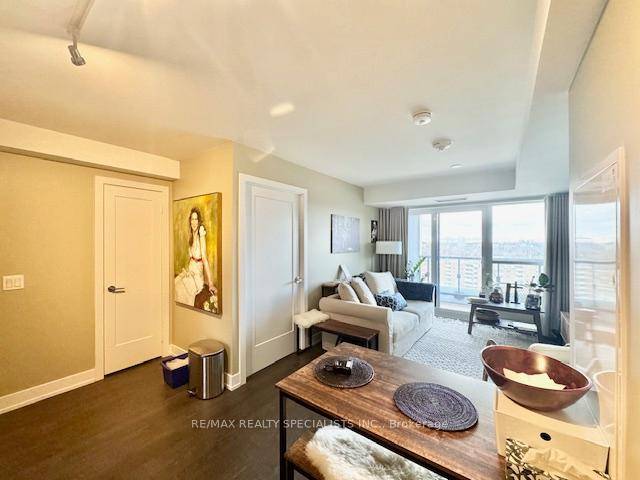 Welcome To Luxurious Bloor Promenade Condo.