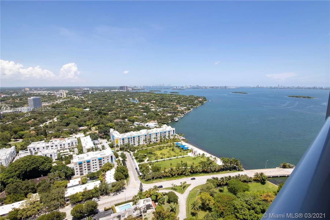 Stunning 2 bed, 2. 5 bath unit on the 31st floor of Blue Condo in Edgewater, featuring 1, 480 SF of modern living space with floor to ceiling impact windows, ...