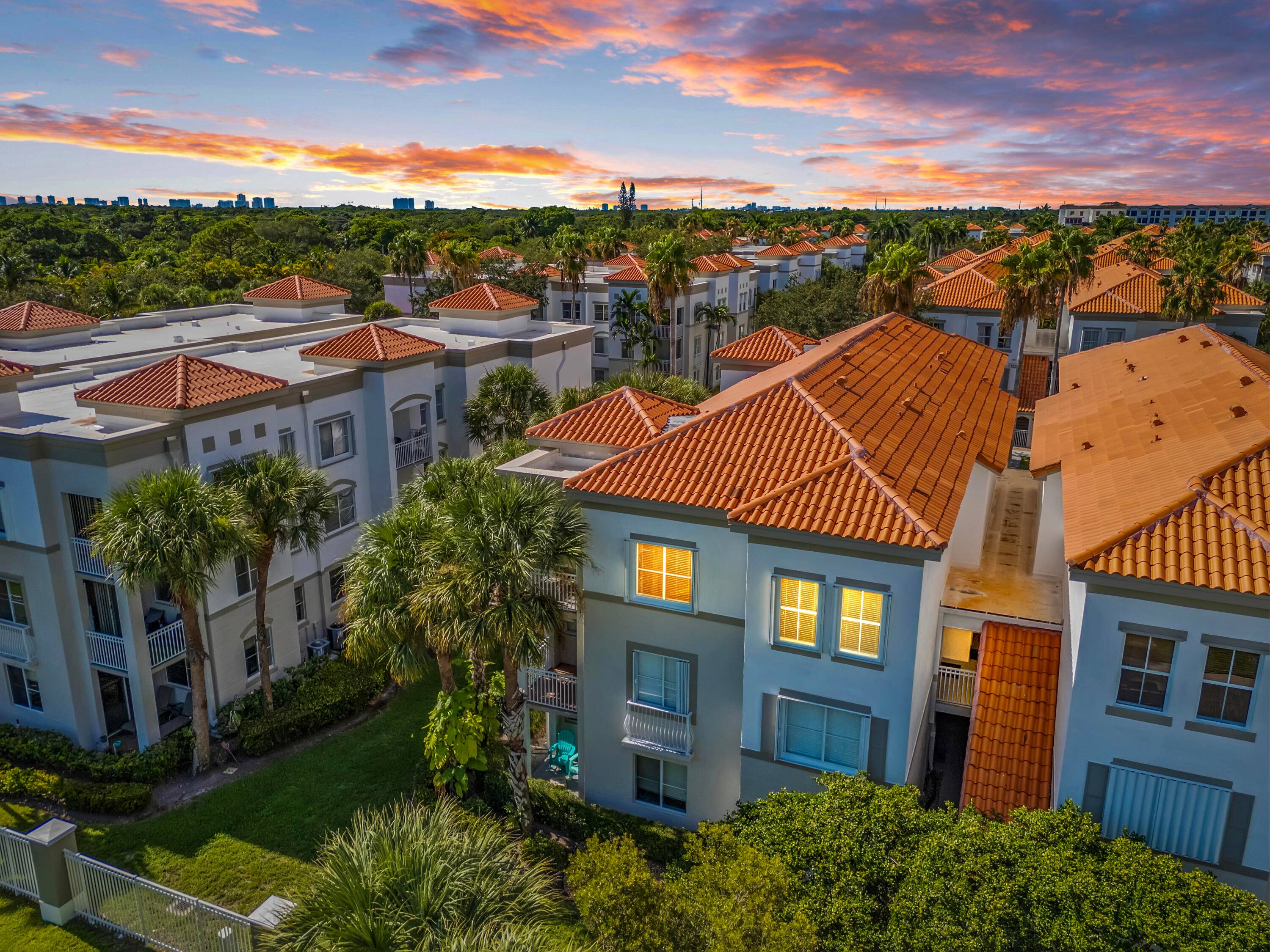 Discover this beautifully updated 2 bedroom, 2 bath condo in the heart of Palm Beach Gardens, just minutes from shops, dining, and only 4.