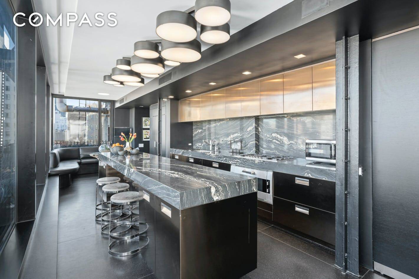 Come enjoy the style and space of a downtown loft in a top Upper East Side building and location.