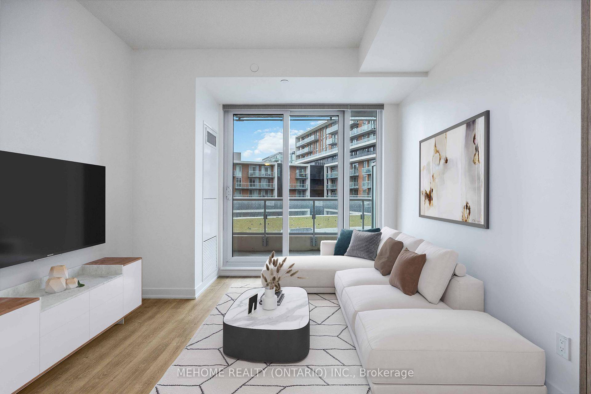 Welcome to 292 Verdale Crossing in the growing downtown Markham !