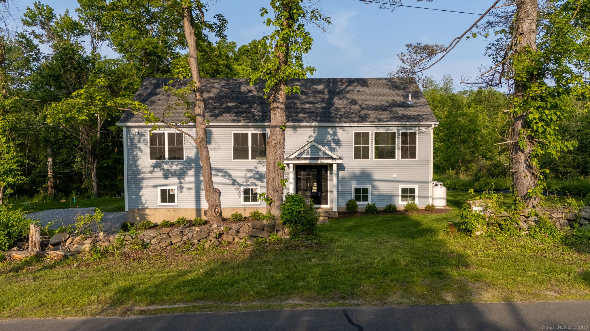 Welcome to this stunning new build !