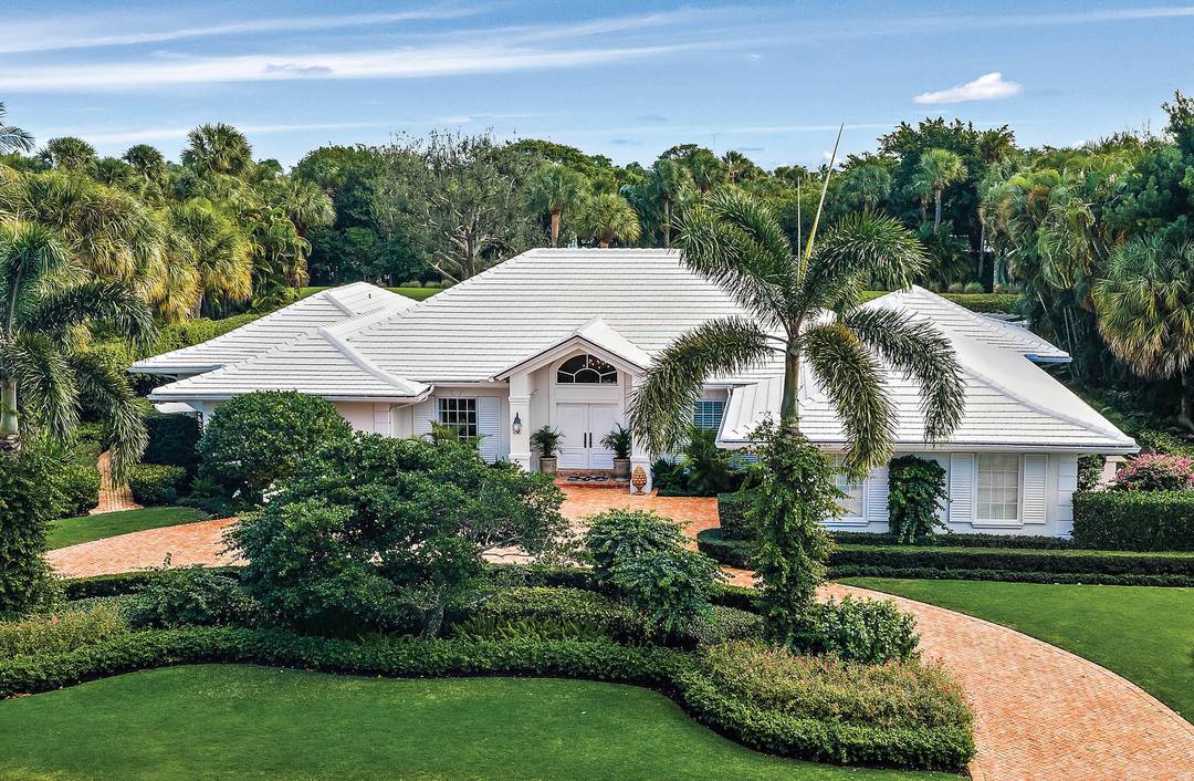 Experience the best of Lost Tree's Community and Golf Course !