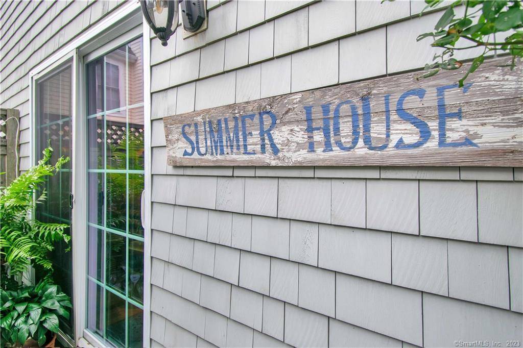 BEACH HOUSE ! A rare find just a 1 2 block walk to Jennings Beach and Marina.