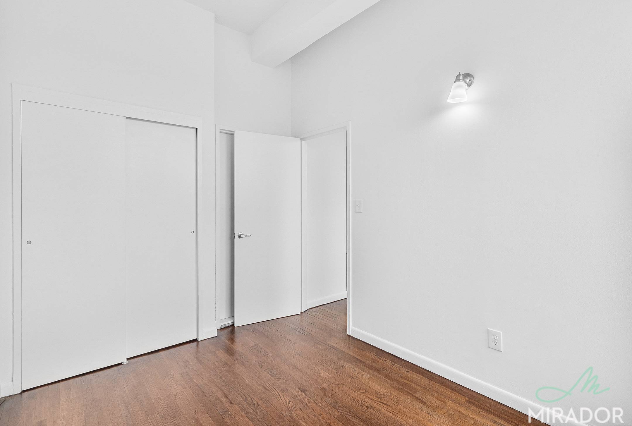 Gorgeous, light flooded, South facing one bedroom now available at True North Flatiron 43.