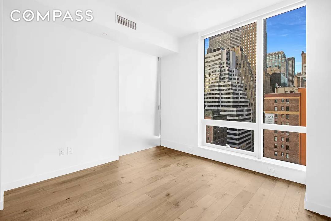 Stunning junior one bedroom on Lexington Ave.