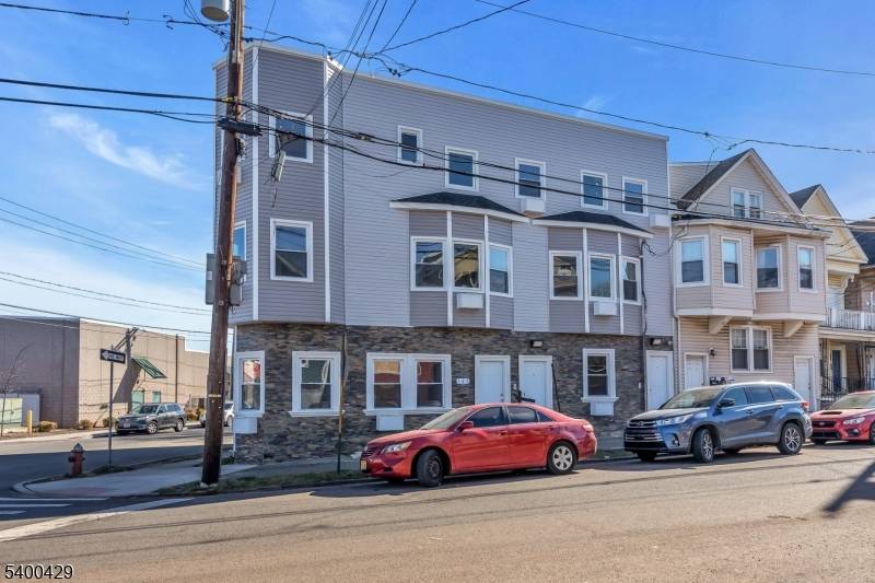 Fully renovated A Z in 2023, this turnkey six unit building just under 5, 000 sqft at 167 169 Smith St features comprehensive structural and systems upgrades completed to code.