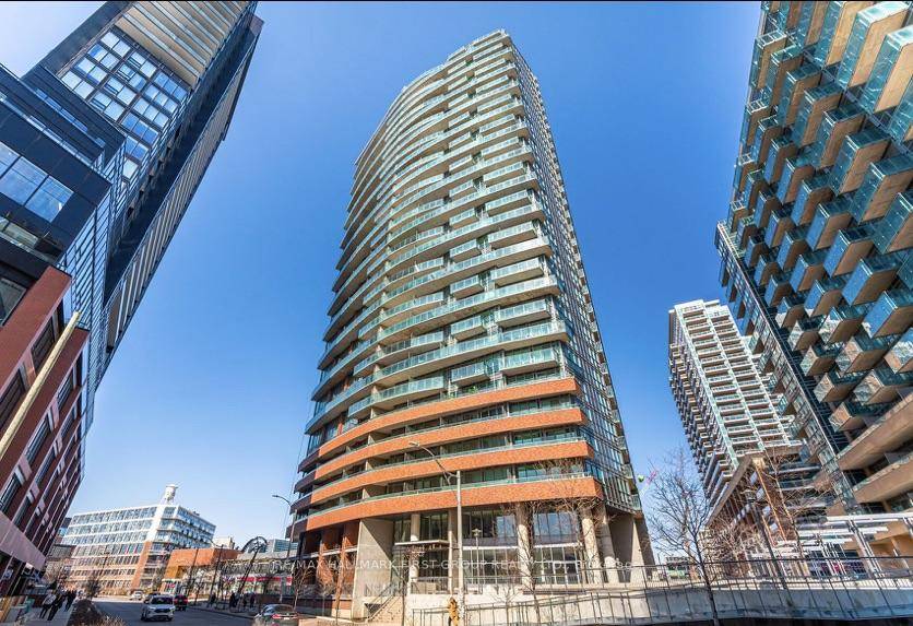 Stunning South Facing Studio with Water Views in Liberty Village !