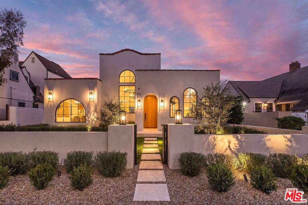 216  S Almont Dr 5BR Beverly Grove La