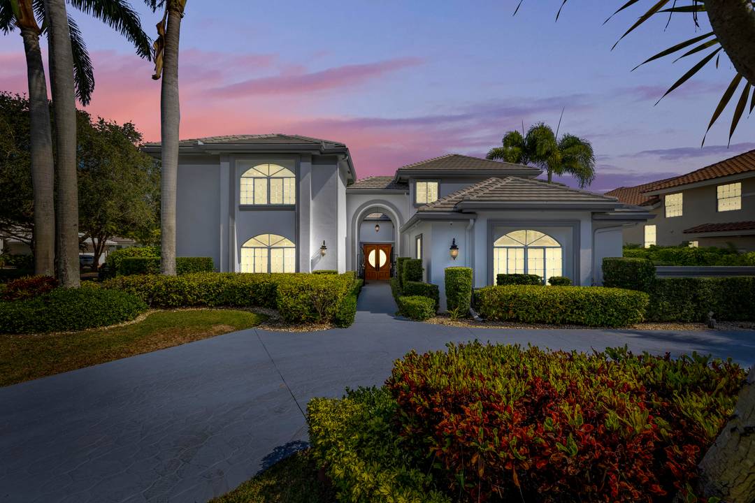 SEASONS BOCA RATON 5 BEDROOM COURTYARD ESTATE with the upgrades buyers want most 2020 ROOF, FULL HOUSE GENERATOR, IMPACT GLASS, and a 500 GALLON PROPANE TANK for true peace of ...