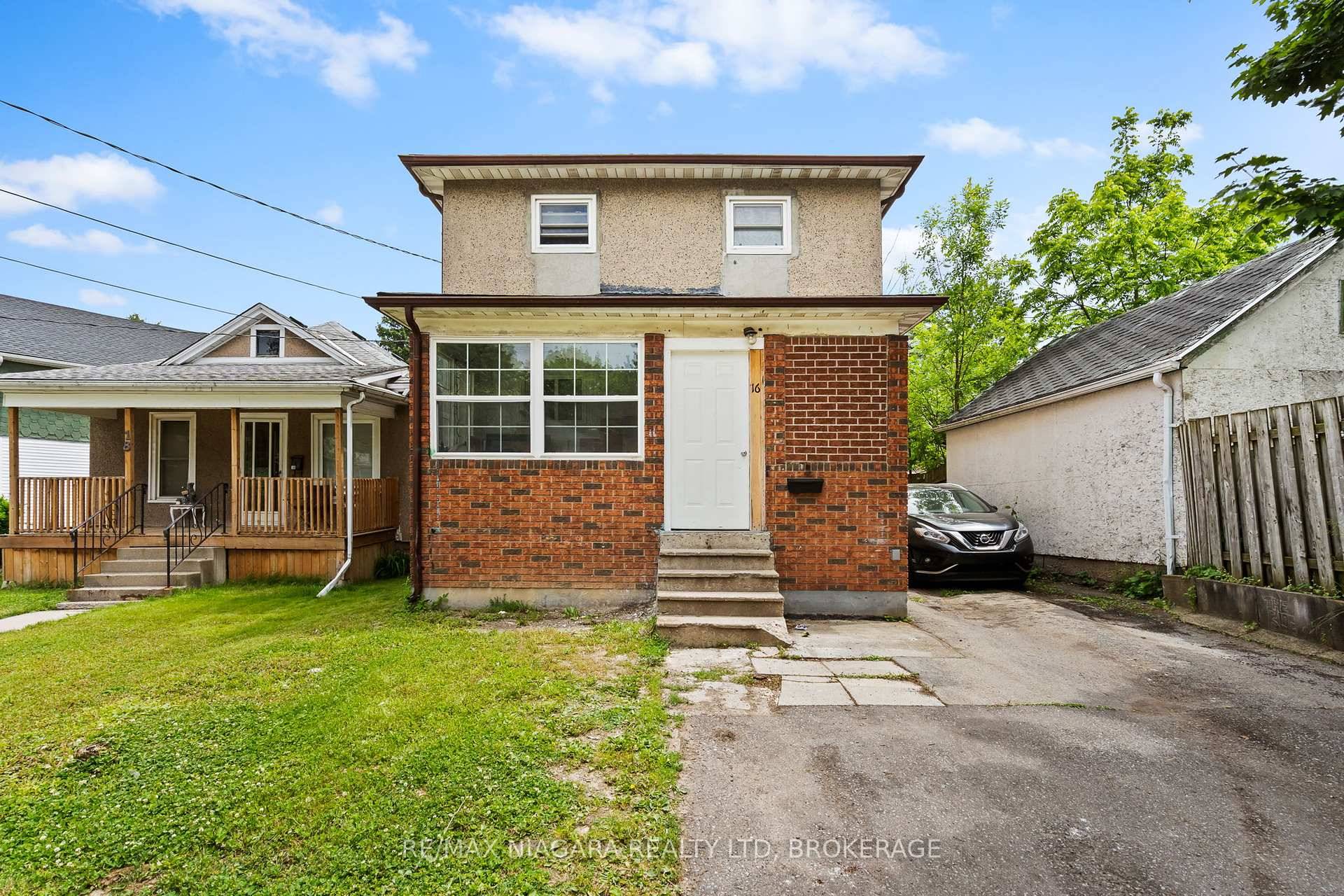 ATTENTION INVESTORS, HANDYMEN, FIRST TIME BUYERS !