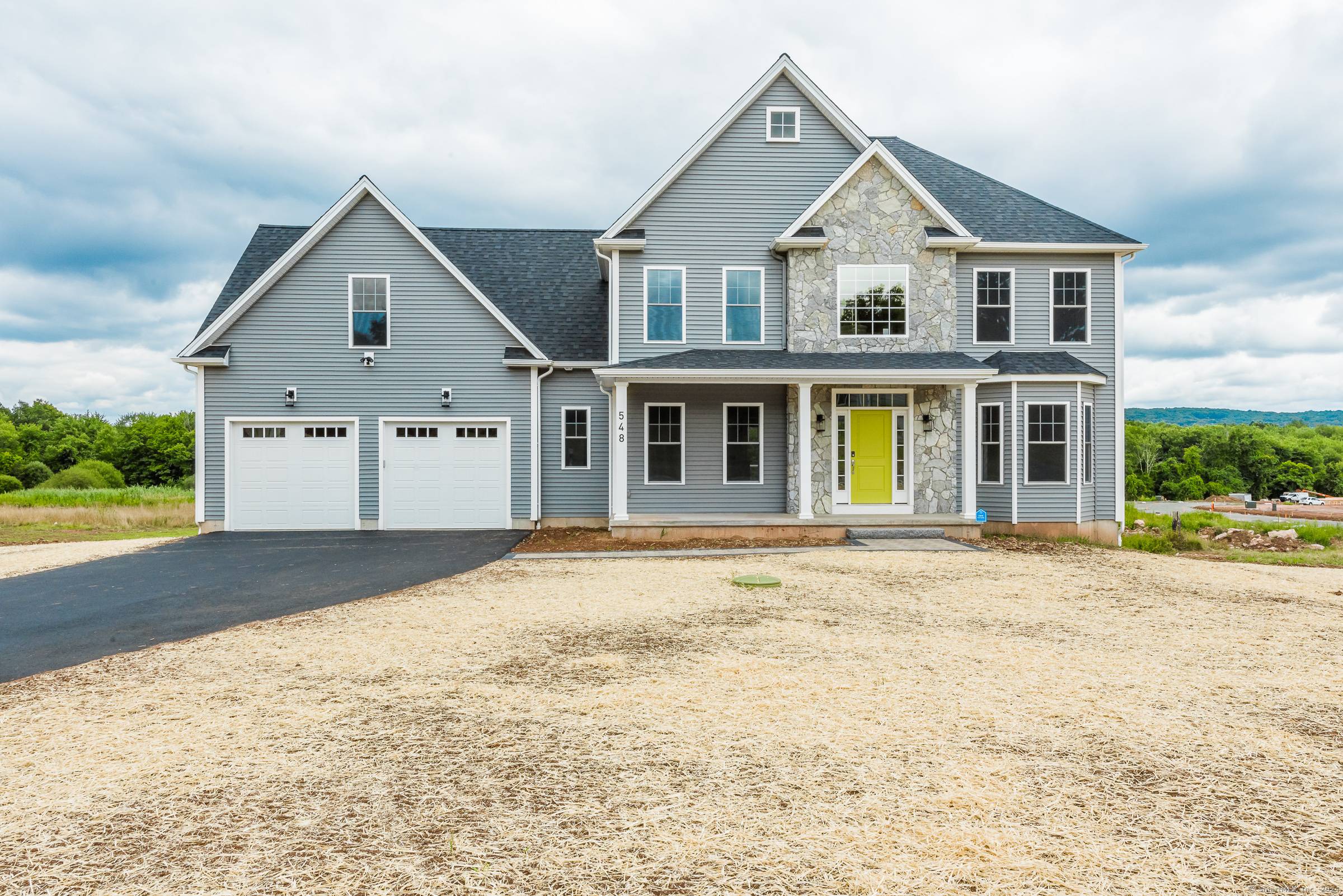 Come build your custom dream home on this amazing 3.