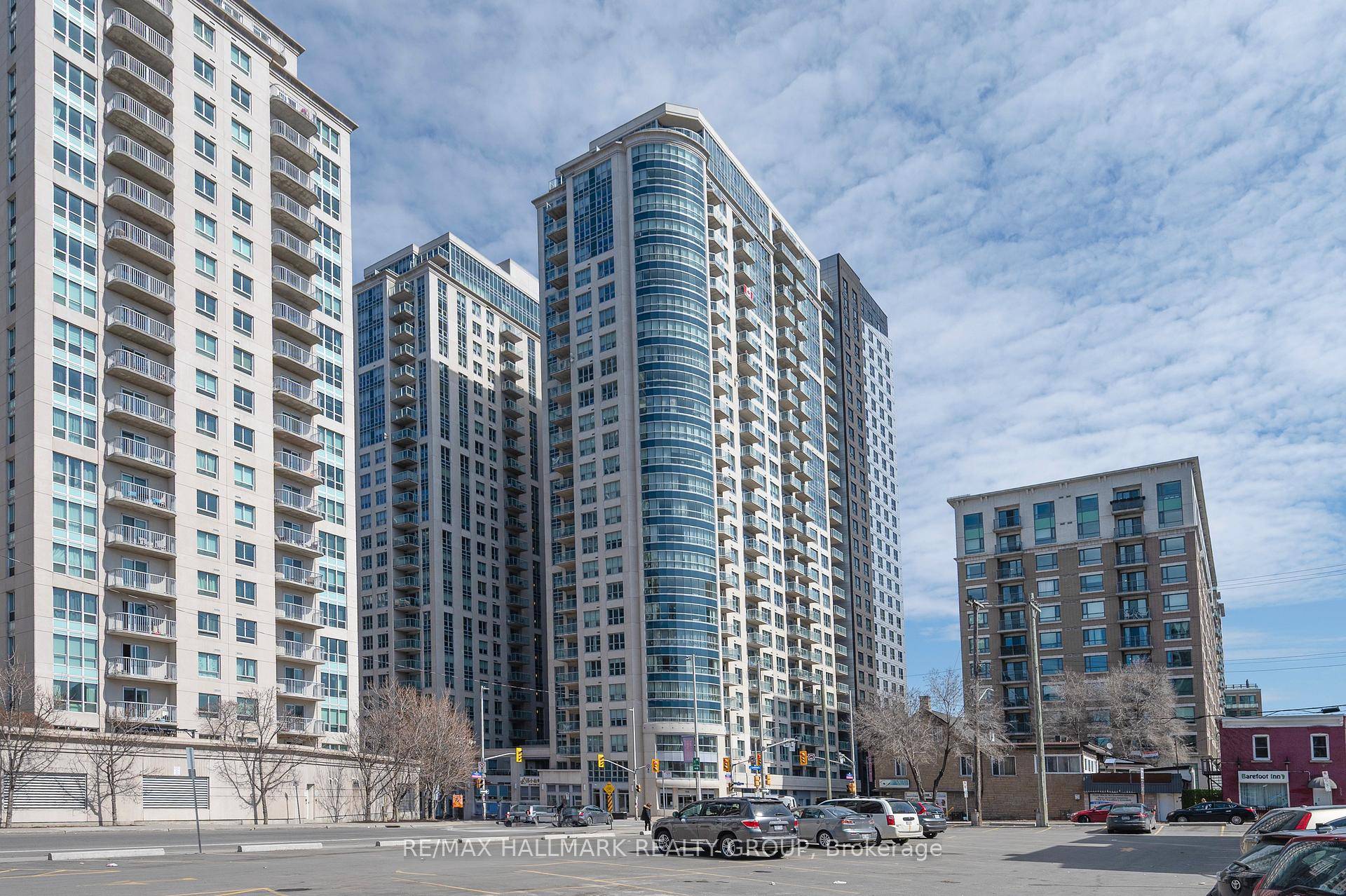 Claridge Plaza Phase 4 The Tribeca Penthouse Welcome to elevated living in the heart of downtown Ottawa.