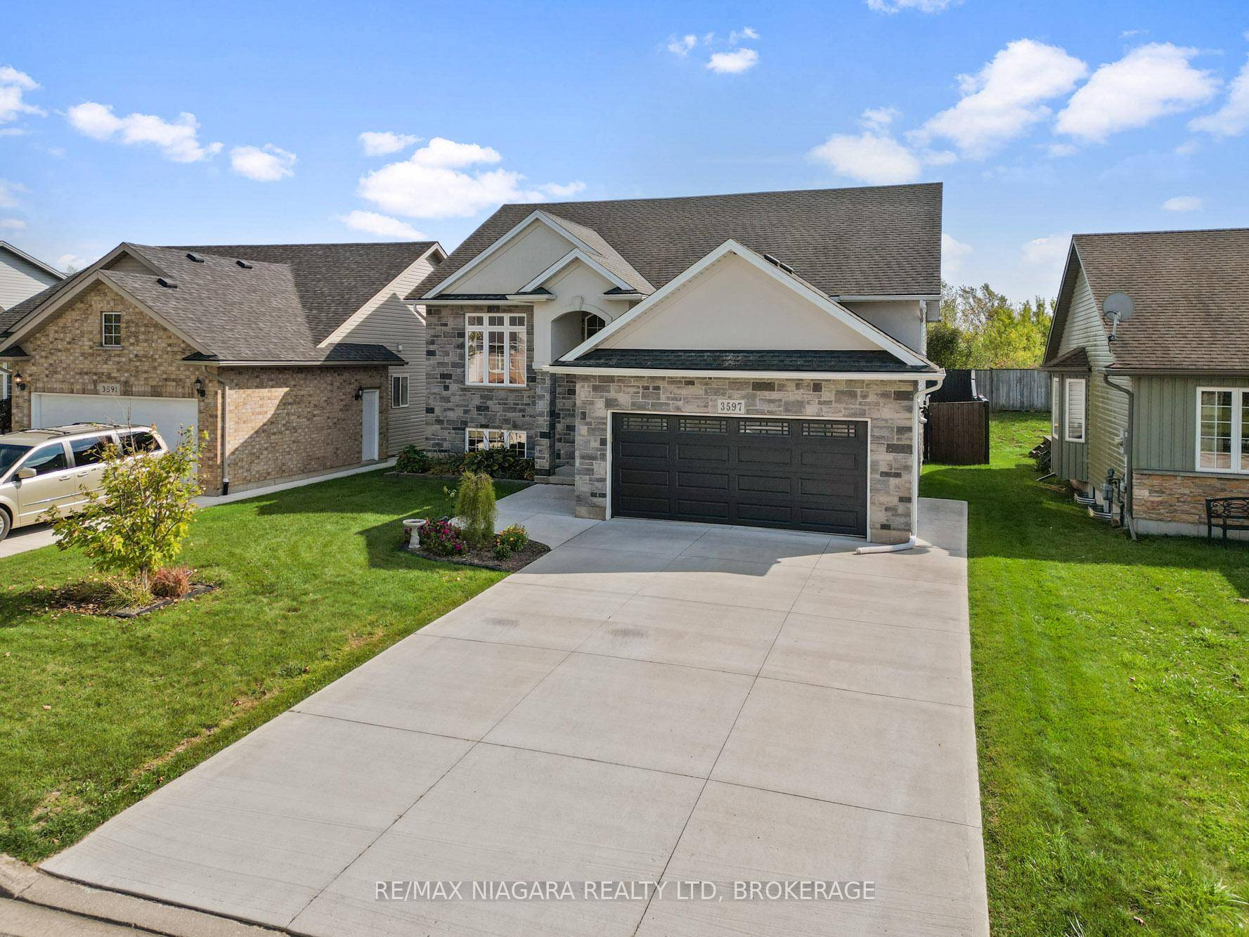 Located in a quiet, family friendly neighborhood, this beautifully maintained 3 bedroom, 2 bathroom home offers the perfect mix of comfort, style, and convenience.