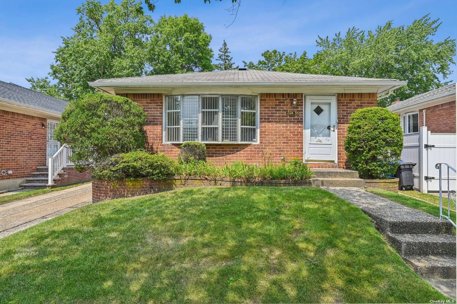 Bring your decorating ideas to this all brick ranch set in the heart of Oakland Gardens and make it your own.