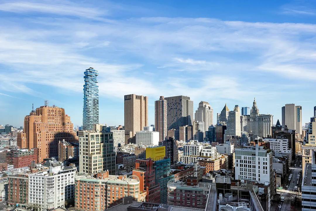 Indulge in the epitome of opulence at 111 Murray Street Apartment 24B, where the pinnacle of refined living awaits on the illustrious 24th floor.