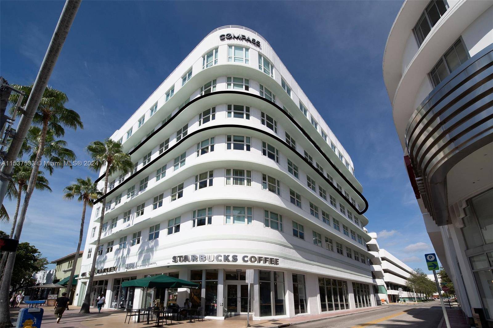 605 Lincoln Road is a boutique office building located in the heart of South Florida s premier outdoor shopping, dining, and entertainment destination.