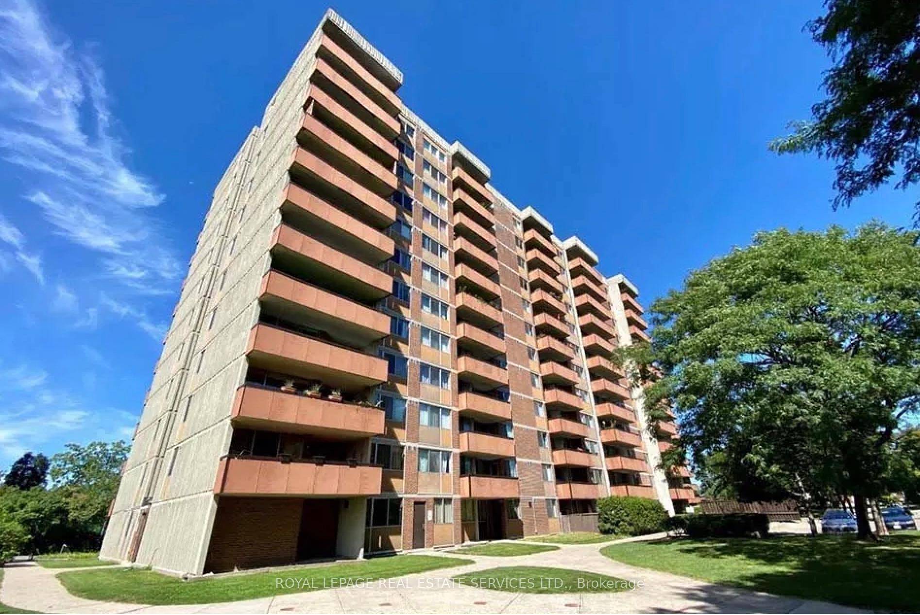 Bright and spacious 2 bedroom suite offering a thoughtful layout with an updated kitchen and a separate dining area.