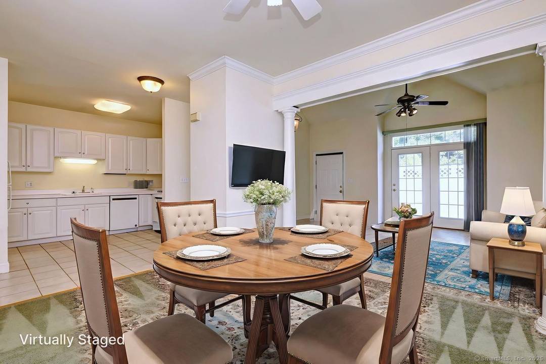 Welcome to easy living in this beautifully maintained Ranch unit.