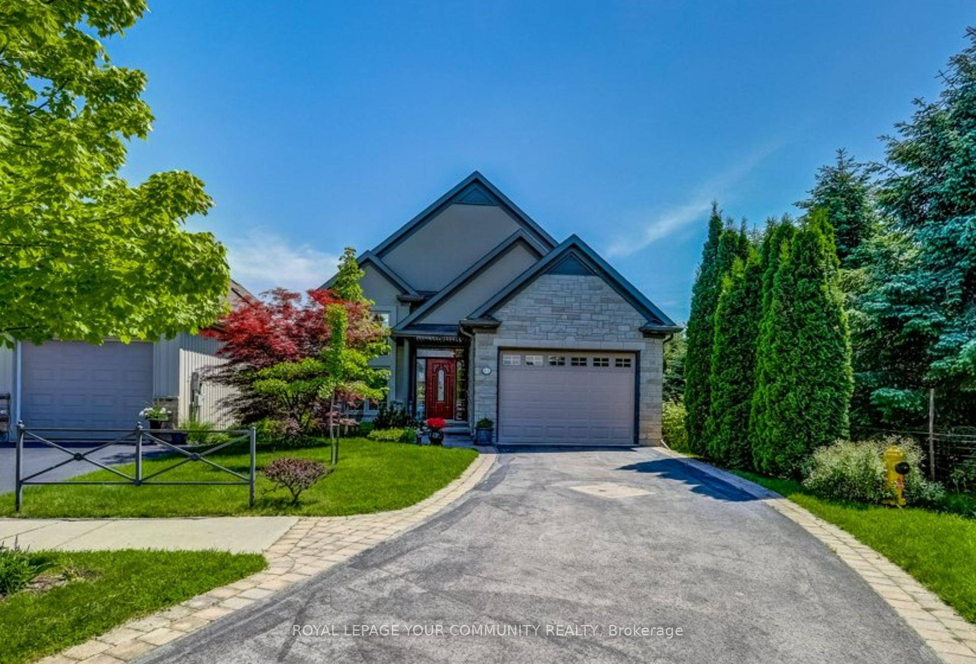 Experience the best of Niagara on the Lake in this beautifully maintained raised bungalow, just minutes from Old Town and key amenities.