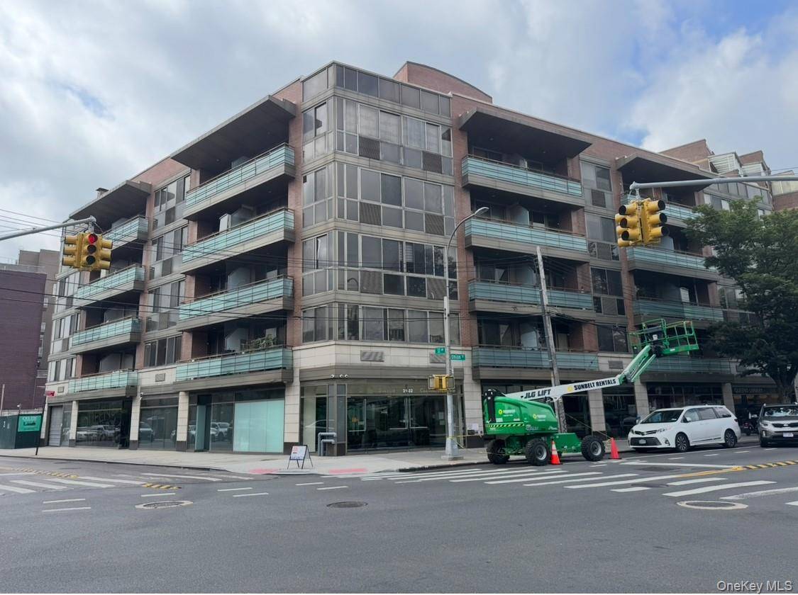Spacious 2 Bed 2 Bath Condo in the Heart of Flushing 980 sq ft with tasteful renovations and an en suite master bedroom.