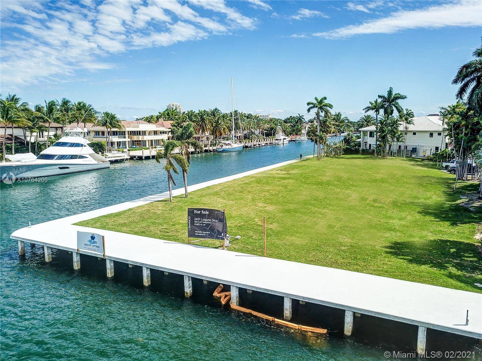 2401 Laguna Dr Land Florida
