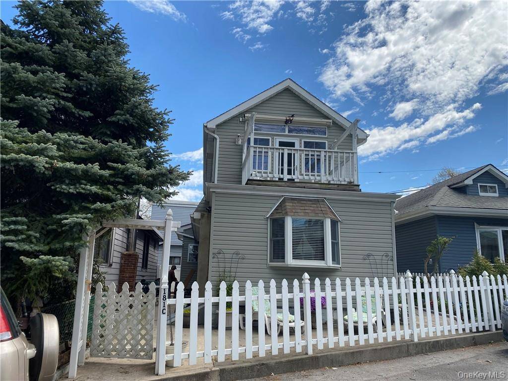 Welcome to 181C Edgewater Park this exquisite home is nestled in the enchanting Edgewater Park Community built in 2008 this immaculate property offers a blend of luxury and convenience.